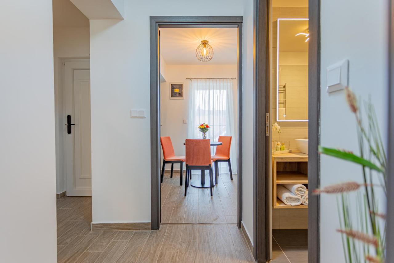 Viktoria Apartman Gyula Exterior photo