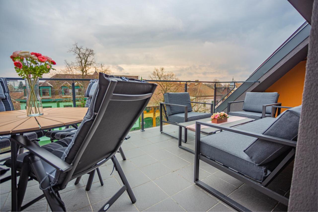 Viktoria Apartman Gyula Exterior photo